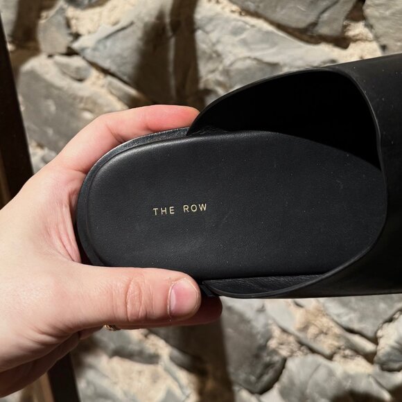 The Row Black Leather Sabot Slip-on Mules - Picture 10 of 10